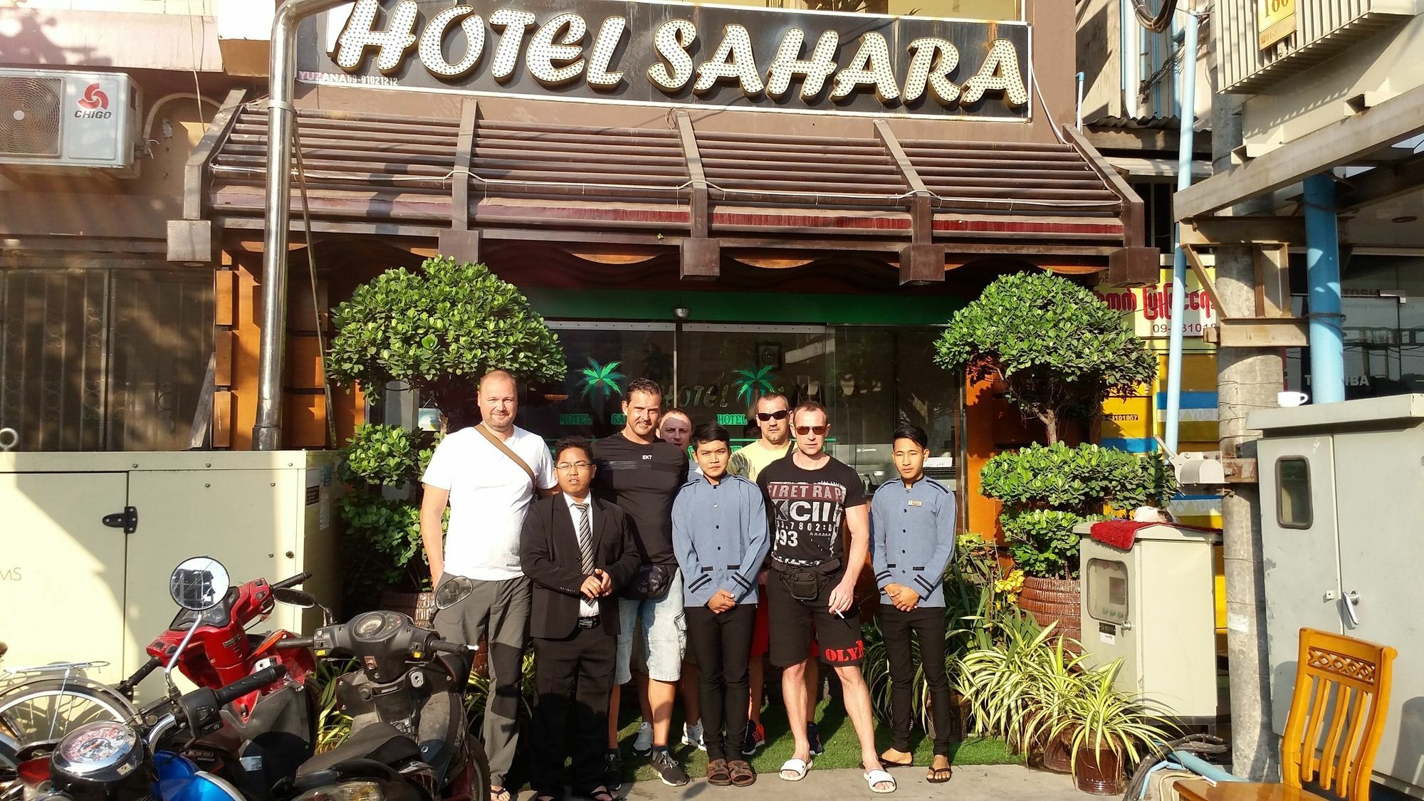 Hotel Sahara Mandalay Eksteriør bilde